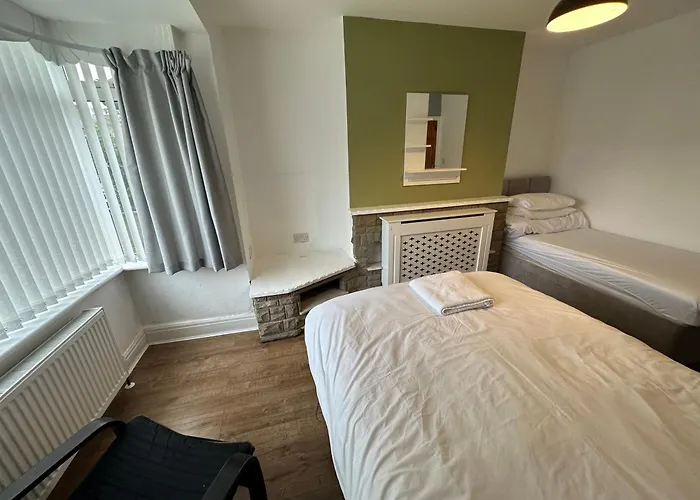 Spacious Stylish Holiday home