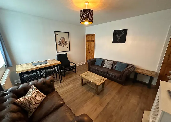 Spacious Stylish * Leeds (West Yorkshire)